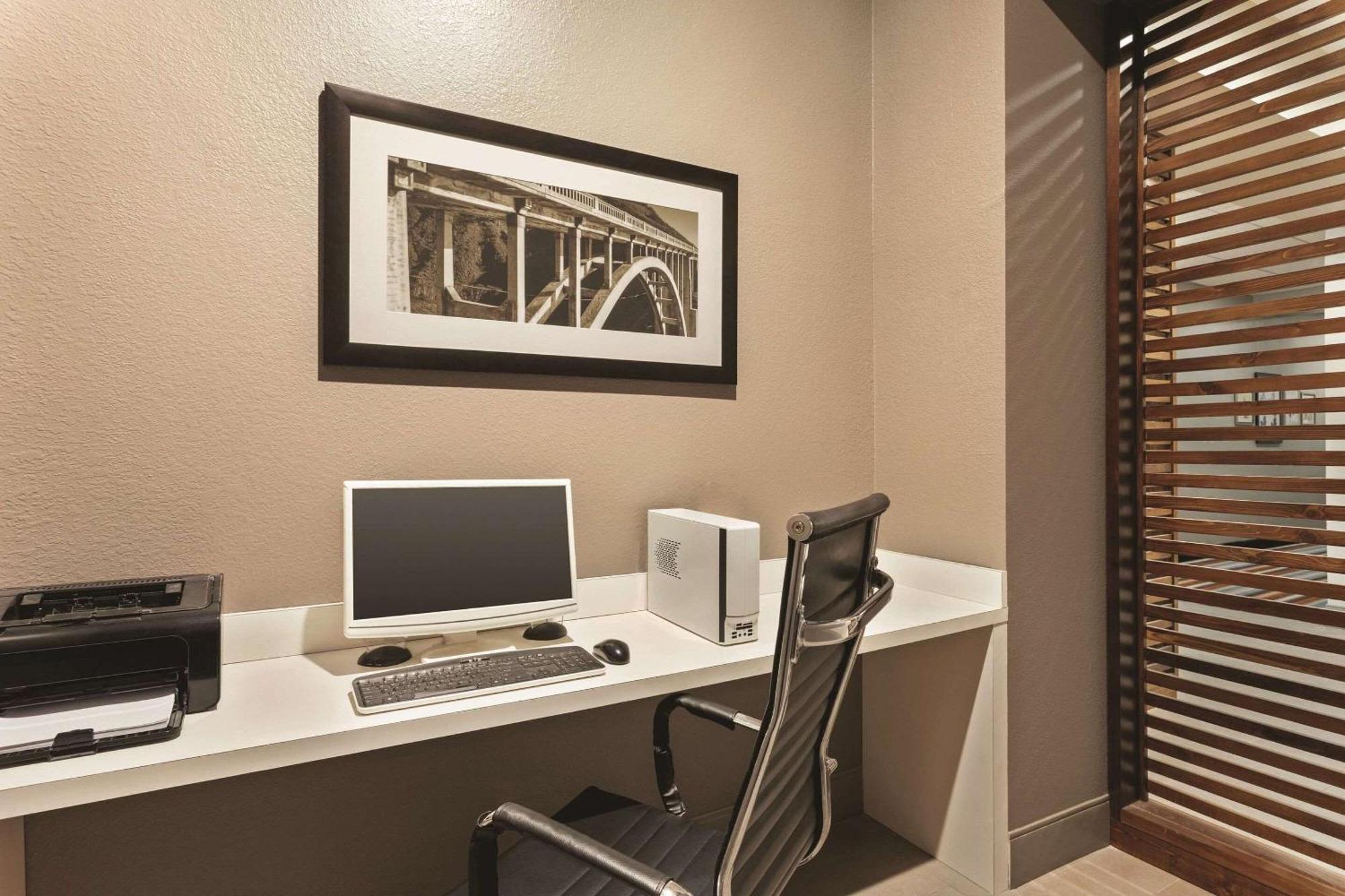Country Inn & Suites By Radisson, Byram-Jackson South, Ms Екстериор снимка